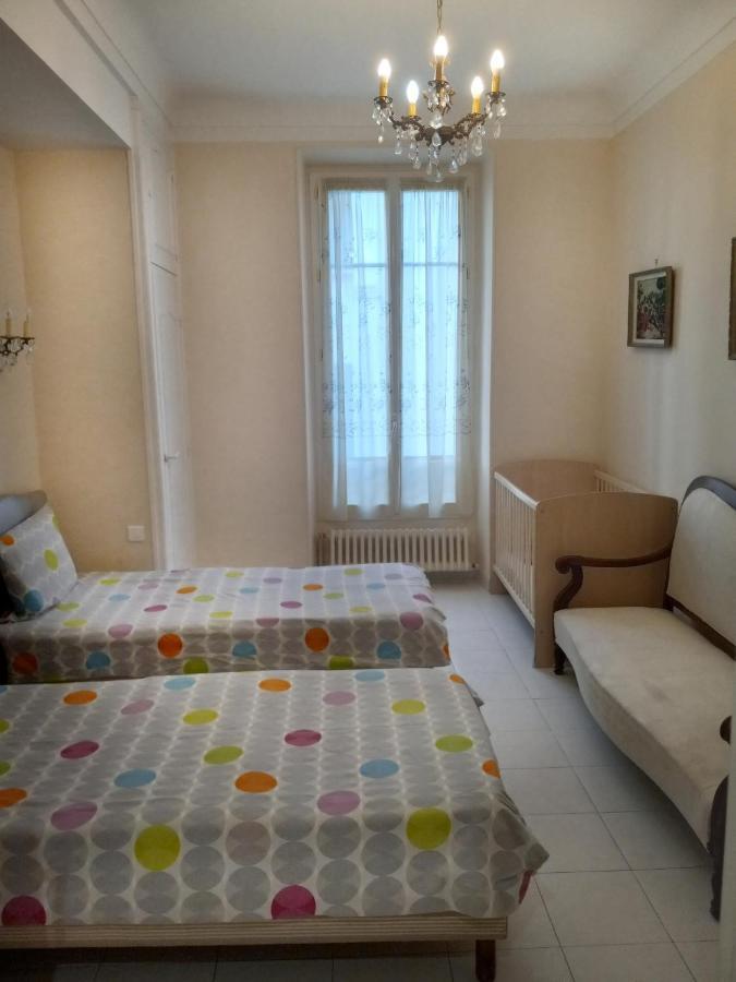 Nice Large 2Br Sunny 20 Meter Terrace Parking Beach Shops Exterior foto